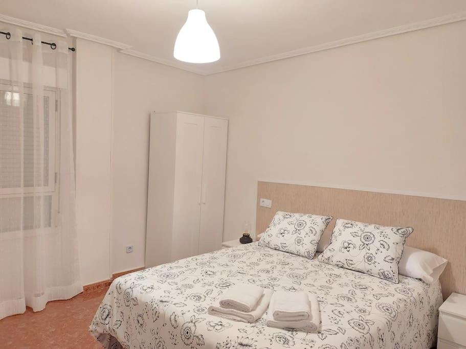 Apartamento Gijon Arena, Con Aparcamiento Exterior photo